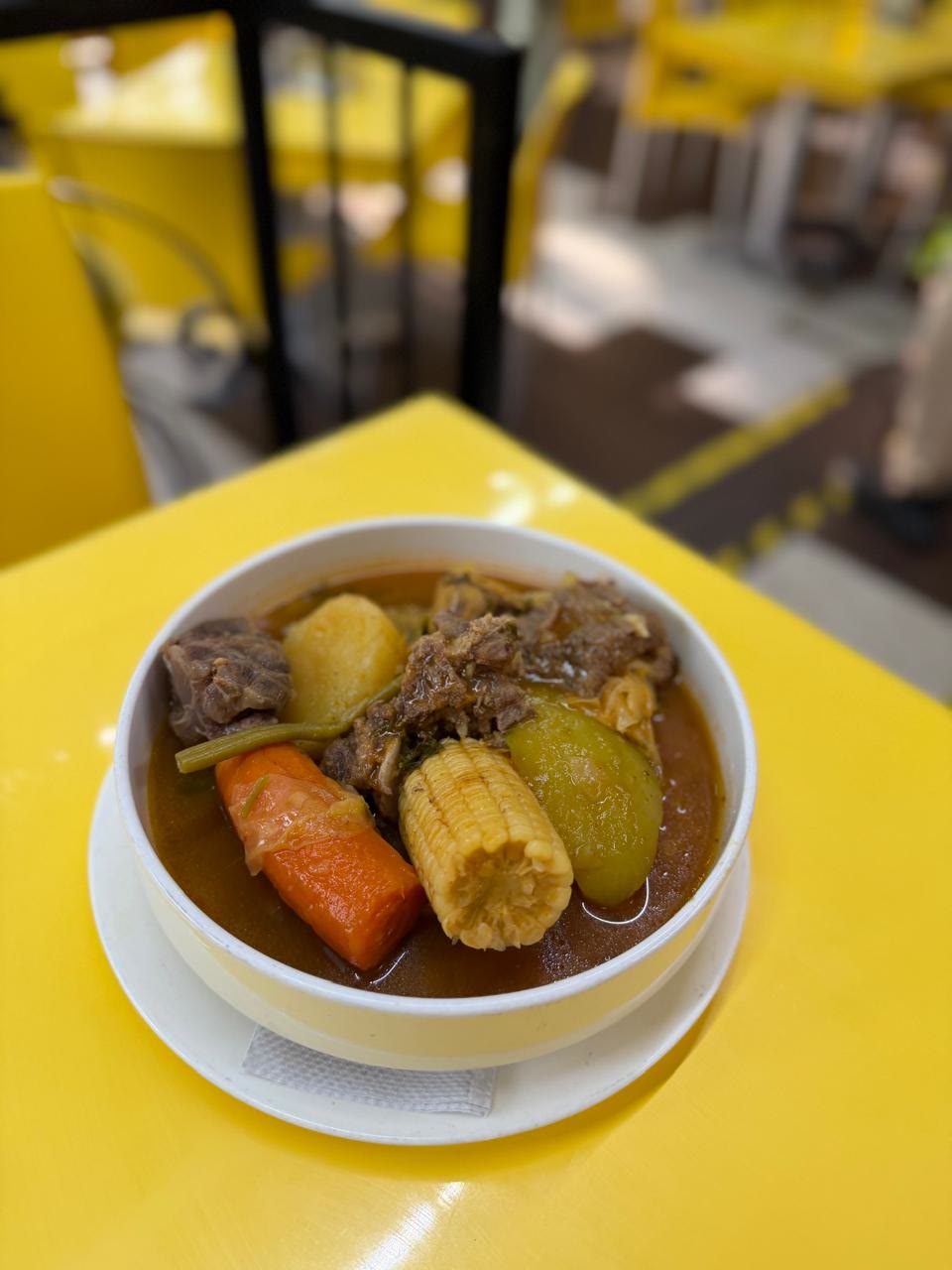 Caldo de res, Sibarita Restaurante